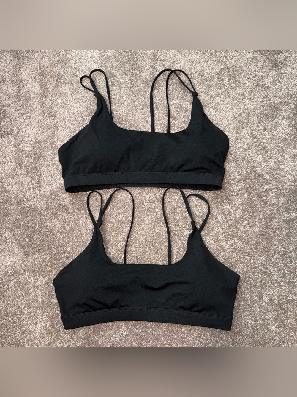 2 sports bra sz XL - Running girl